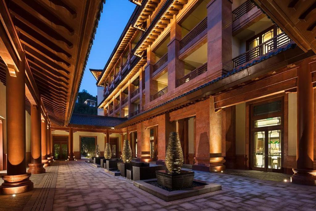 Grand Bay Hotel Beijing Xiaotangzhuang Extérieur photo