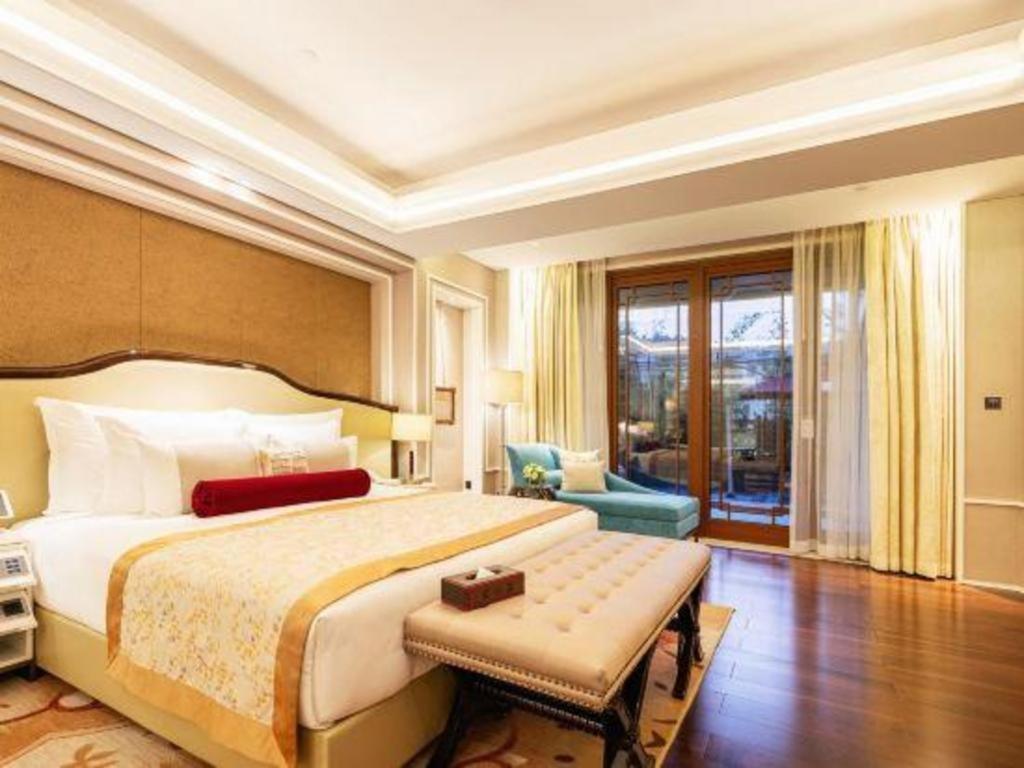 Grand Bay Hotel Beijing Xiaotangzhuang Extérieur photo