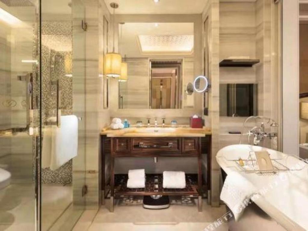 Grand Bay Hotel Beijing Xiaotangzhuang Extérieur photo