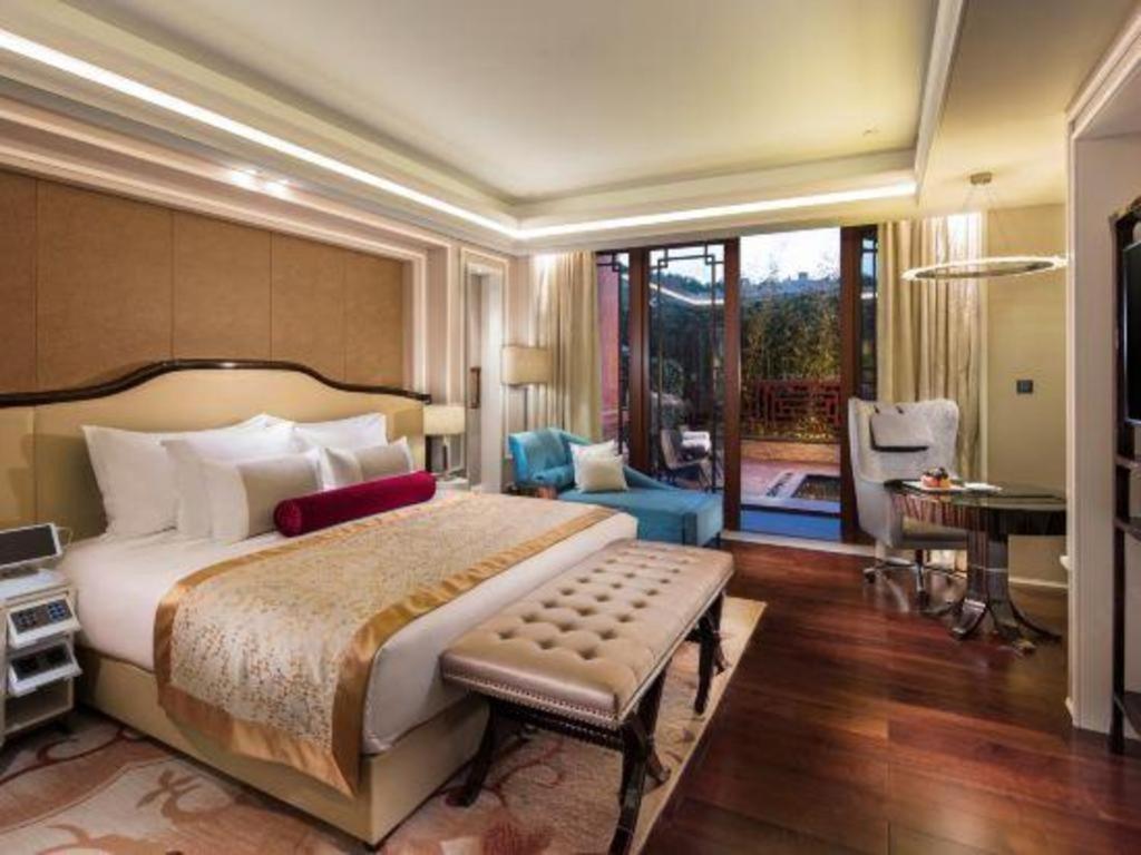 Grand Bay Hotel Beijing Xiaotangzhuang Extérieur photo
