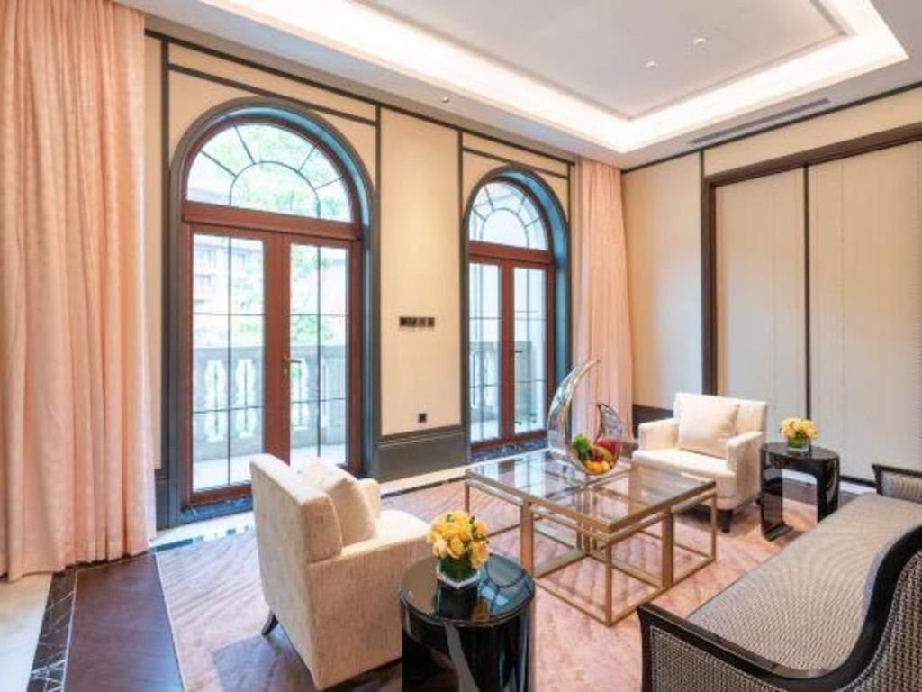 Grand Bay Hotel Beijing Xiaotangzhuang Extérieur photo