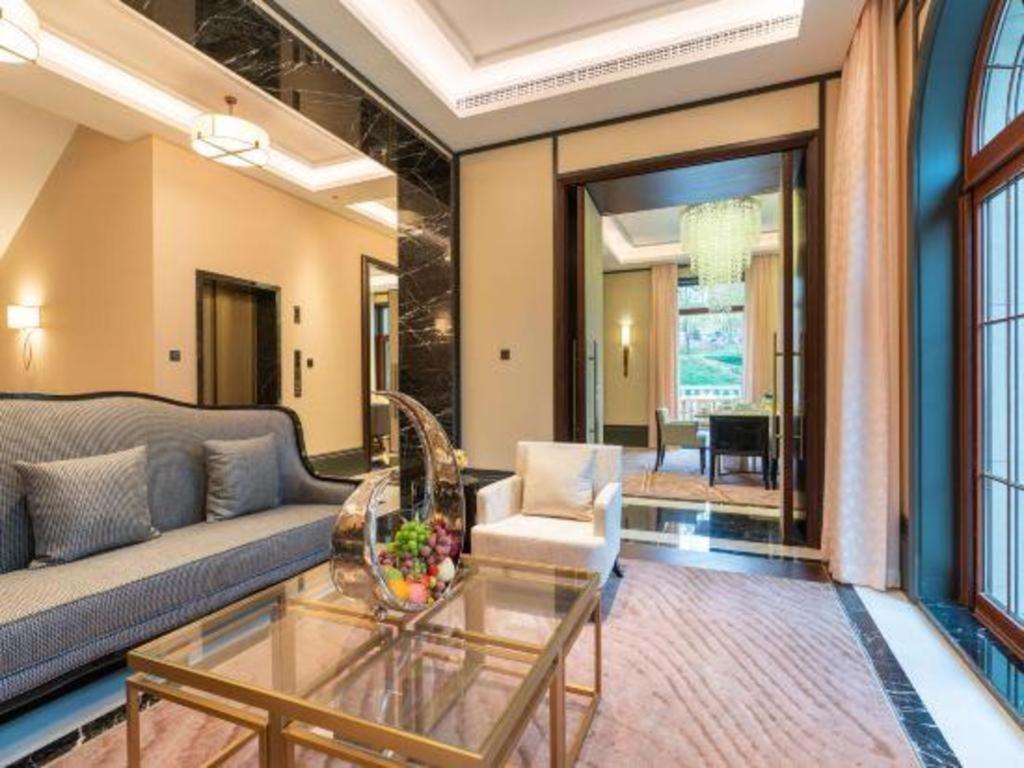 Grand Bay Hotel Beijing Xiaotangzhuang Extérieur photo